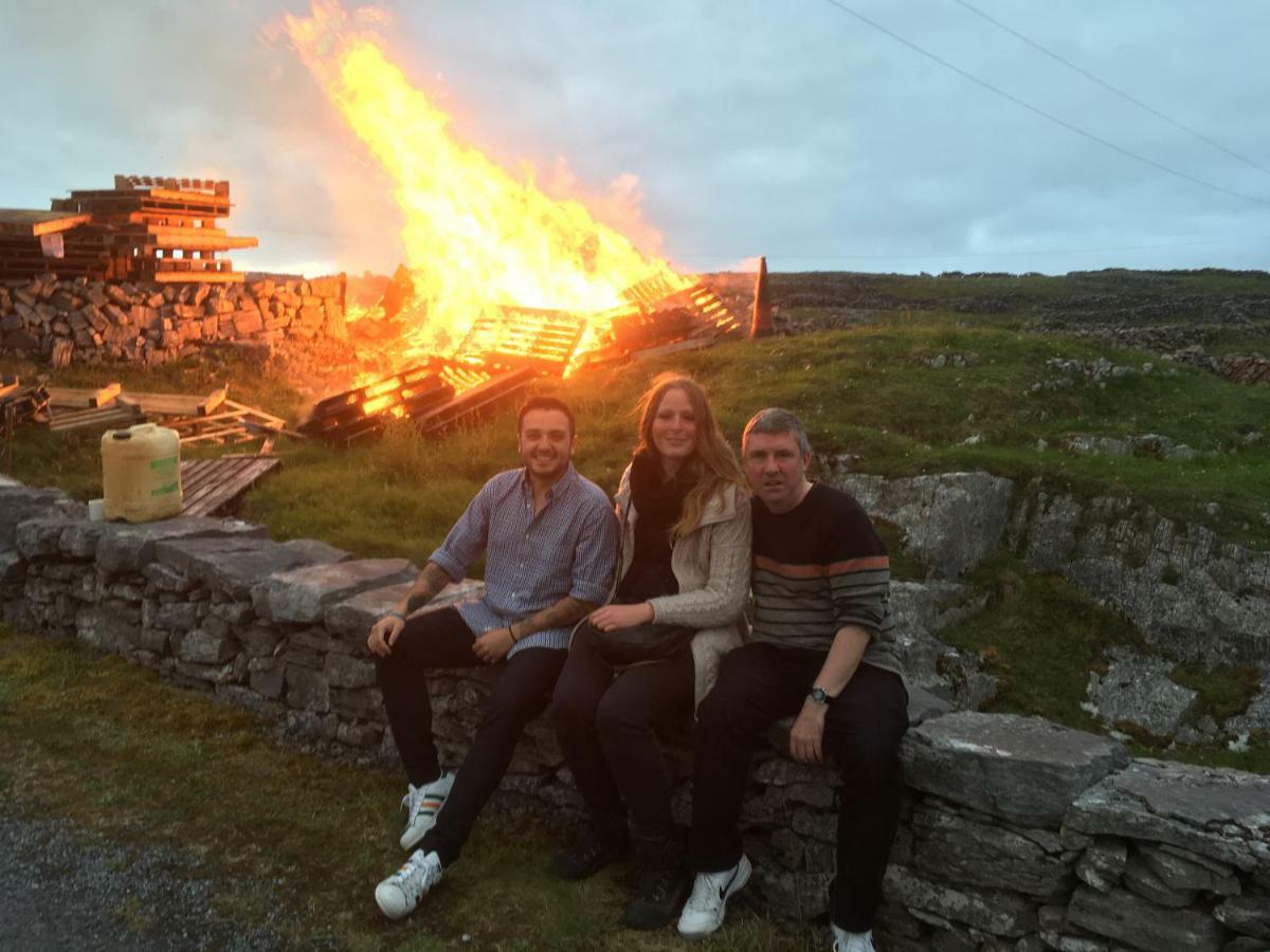 Kilronan Hostel Inis Mór Exterior foto